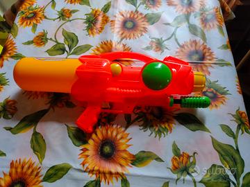 pistola ad acqua 