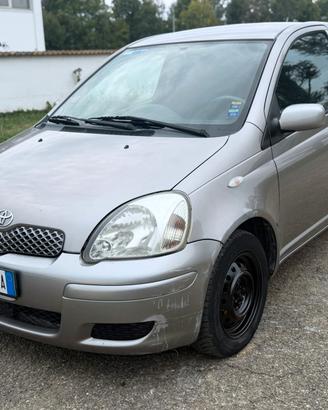 Toyota Yaris 1.0i 16V cat 3 porte