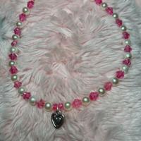 Collana fatta a mano con cuoricino