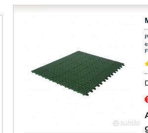 Tappeto sotto piscina