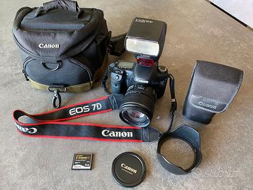 KIT Canon 7D +obiettivi efs15-85 & efs18-135+Flash