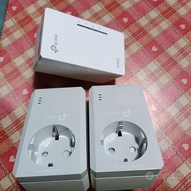 TP-Link TL-WPA4220 Powerline WiFi...+TP-Link TL-PA