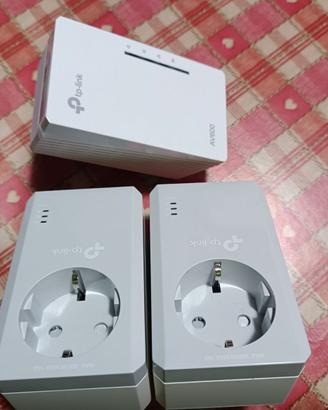TP-Link TL-WPA4220 Powerline WiFi...+TP-Link TL-PA