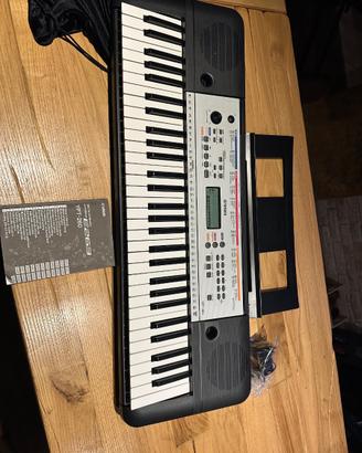 Tastiera Yamaha YPT-260