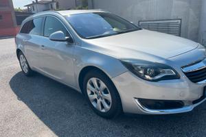 Opel insignia sport tourer 2000 CDI
