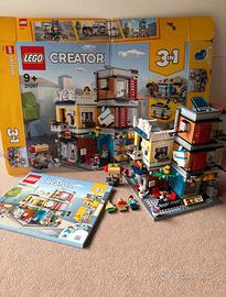 LEGO Creator 31097 Townhouse Pet Shop & Café