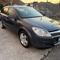 Opel Astra 1.6 16V GPL-TECH 5 porte Enjoy