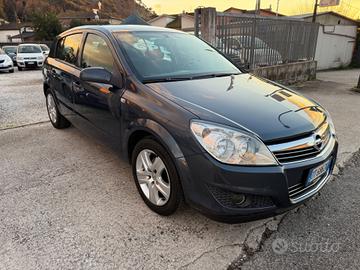 Opel Astra 1.6 16V GPL-TECH 5 porte Enjoy