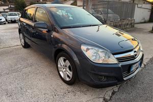 Opel Astra 1.6 16V GPL-TECH 5 porte Enjoy