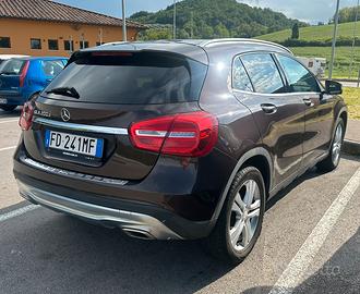Mercedes GLA200