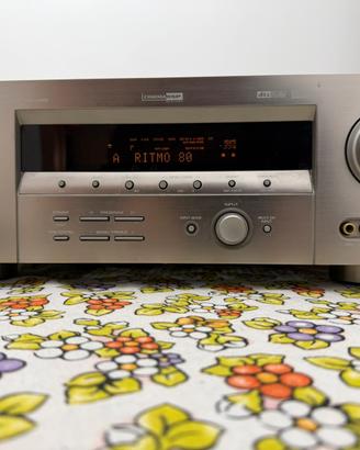 Yamaha  Ampli-tuner audio-video
