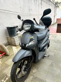 Scooter Peugeot Tweet 125