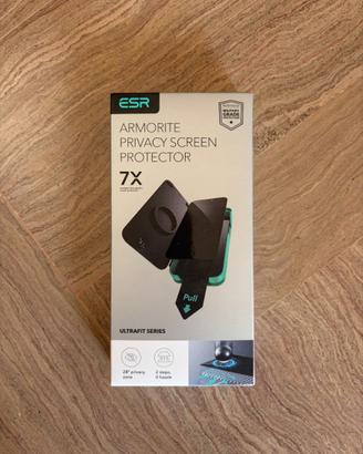 ESR Pellicole Privacy iPhone 17 / 16 Pro – 3 Pezzi