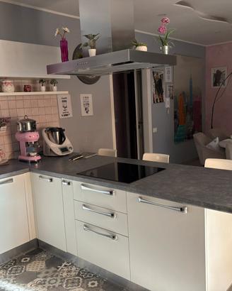 Cucina aran con penisola
