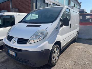 RENAULT TRAFIC FURGONE