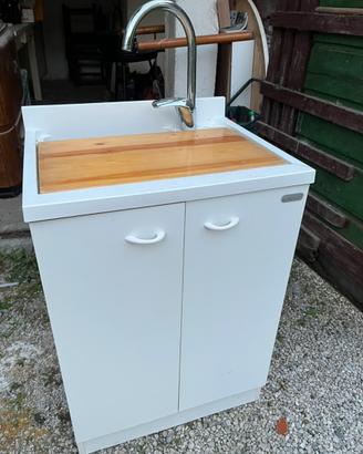 Lavabo da esterno