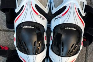 Tutori ginocchiere Alpinestars