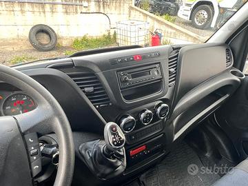 Vedesi daily furgone