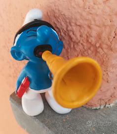 Puffo che suona la tromba