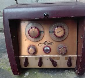 Antico apparecchio elettronico MAICO