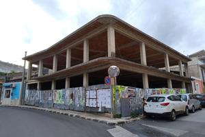 Grande struttura in via Cavour