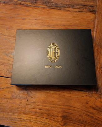 A Milan cofanetto commemorativo 125 anni