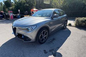 Alfa Romeo Stelvio 210 cv Q4 veloce