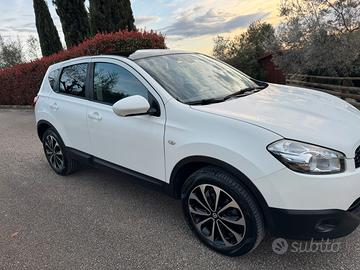 Nissan Quasqai 1.6 diesel 4x4  06/2013