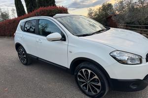 Nissan Quasqai 1.6 diesel 4x4  06/2013