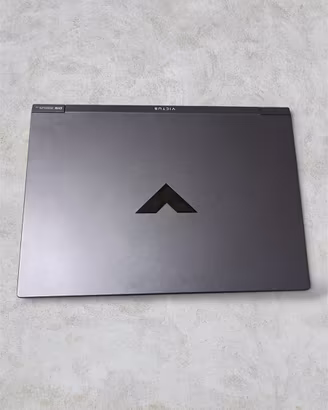 Laptop HP Victus Gaming - Ryzen 5 7535HS /RTX 2050