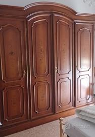 Armadio in legno 230 X 220 X 60 cm