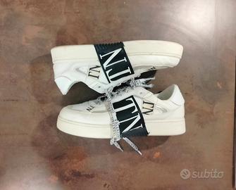Scarpe sneakers bianche Valentino 