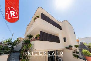 Villetta a schiera di 190 m² con più di 5 locali e