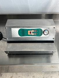 Macchina sottovuoto ad estrazione esterna