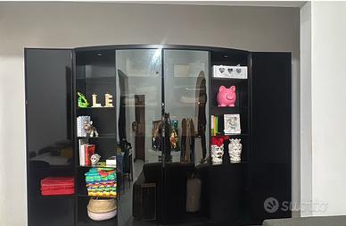 Armadio / credenza nero