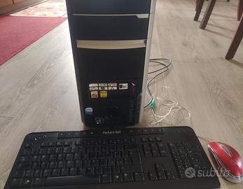 Computer Fisso /Schermo /Tastiera / Mouse /Camera