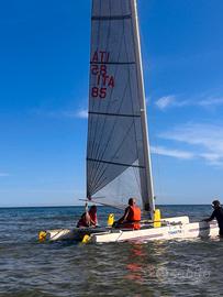 Catamarano a vela classe a - bimare