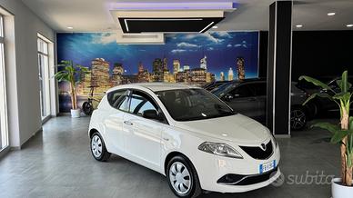Lancia Ypsilon 1.2 69 CV 5 porte Gold