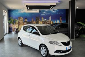Lancia Ypsilon 1.2 69 CV 5 porte Gold