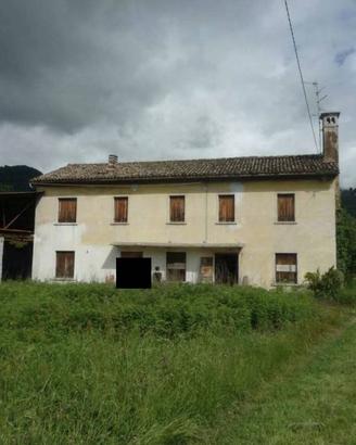 Immobile in asta di 759 m² a Vittorio Veneto