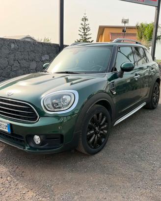 Mini Countryman 1.5 Diesel 116 cv British Green