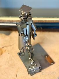 Statuina in metallo giudice/ avvocato/l’aureato