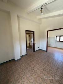 3 LOCALI A ALBANO LAZIALE
