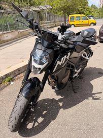 CF Moto 300 NK