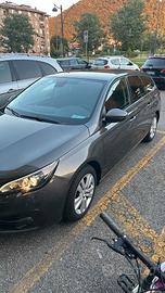 Peugeot 308 BlueHDI Business