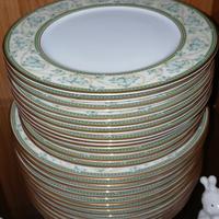 Set piatti da 12 completo