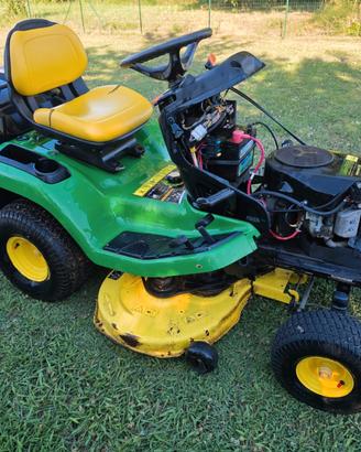 Trattorino tagliaerba John deere X 300R 