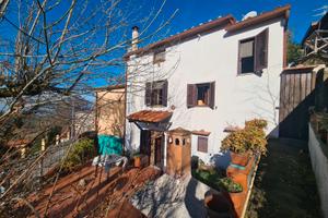 Grazioso terratetto con corte esclusiva e vista ma