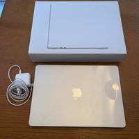 macbook air 15" con chip M2, 8gb ram, memori