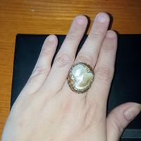anello in ottone con perla barocca naturale 